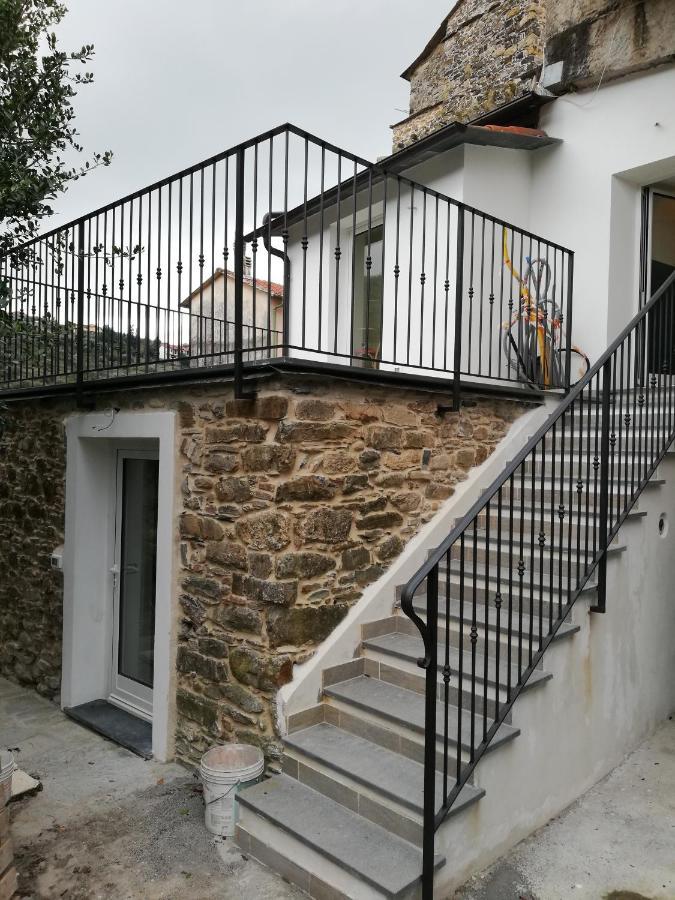La Torretta Di Piero Con Terrazzi E Parcheggio Privato Citra Zero Zero Ottanta 31Lst0282 Apartment Imperia Bagian luar foto