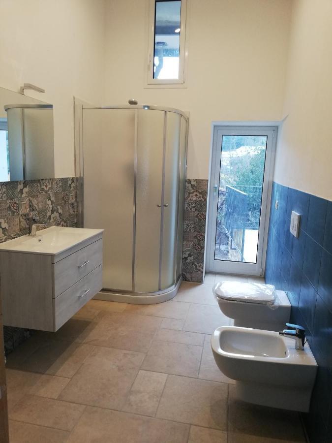 La Torretta Di Piero Con Terrazzi E Parcheggio Privato Citra Zero Zero Ottanta 31Lst0282 Apartment Imperia Bagian luar foto