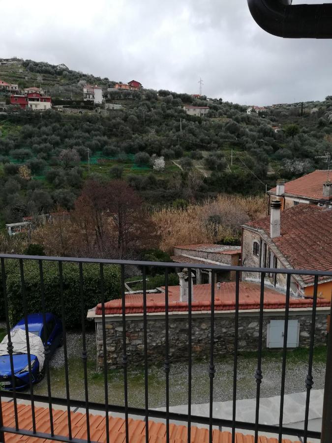 La Torretta Di Piero Con Terrazzi E Parcheggio Privato Citra Zero Zero Ottanta 31Lst0282 Apartment Imperia Bagian luar foto