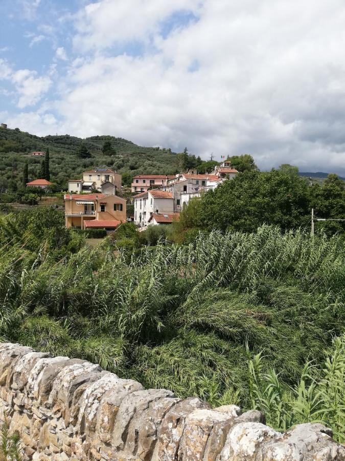 La Torretta Di Piero Con Terrazzi E Parcheggio Privato Citra Zero Zero Ottanta 31Lst0282 Apartment Imperia Bagian luar foto
