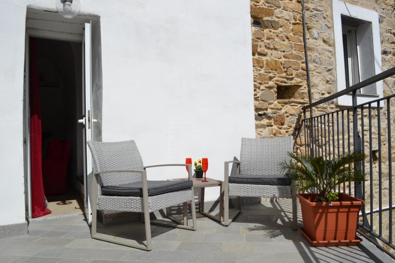 La Torretta Di Piero Con Terrazzi E Parcheggio Privato Citra Zero Zero Ottanta 31Lst0282 Apartment Imperia Bagian luar foto
